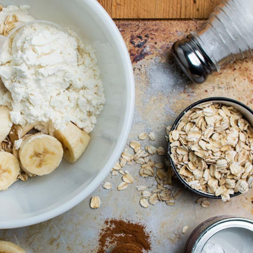 Alternative view of Muscle Milk 100% Whey Helps rebuild muscles after exercise