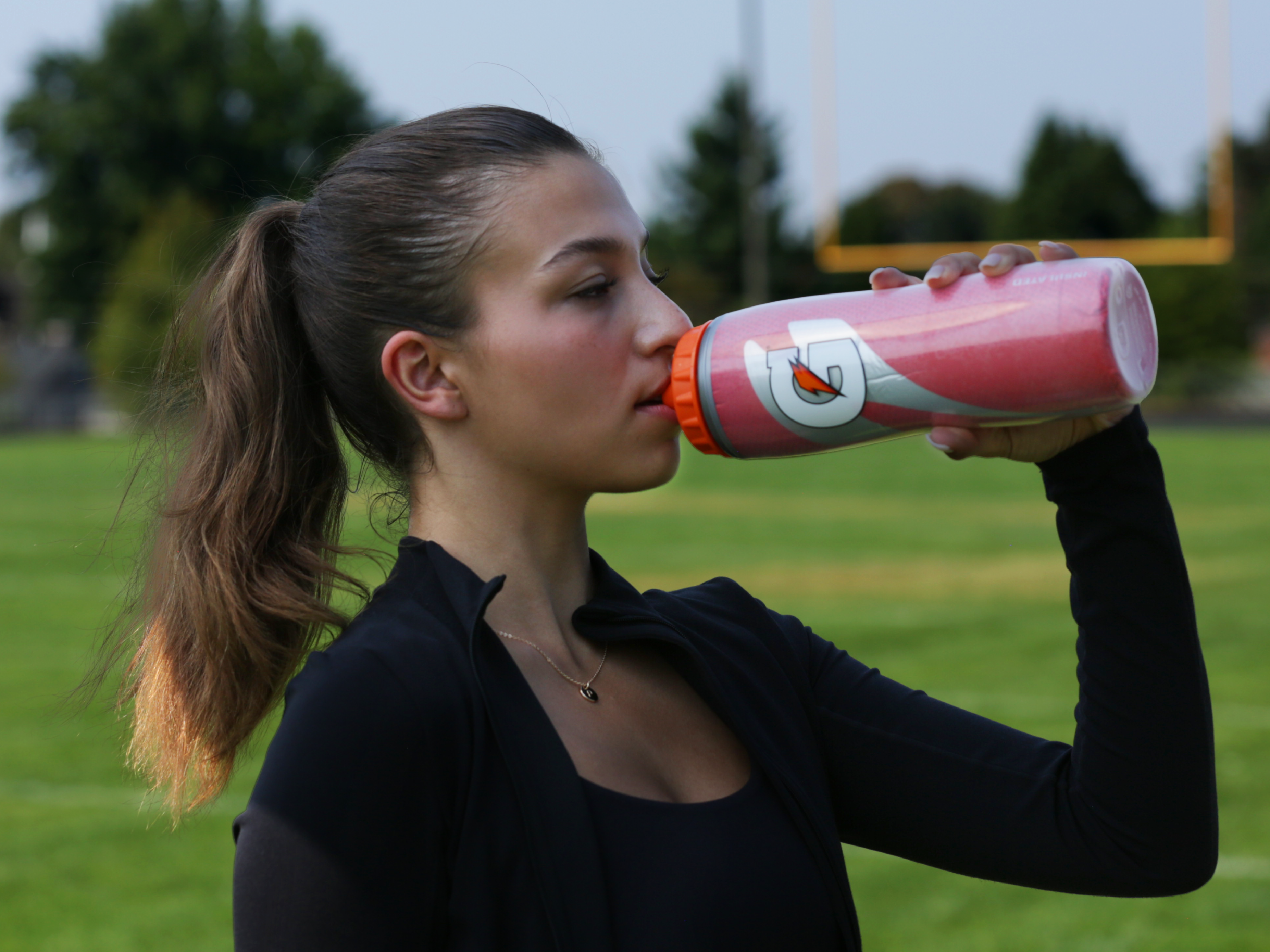 Insulated Squeeze Water Bottle 30 oz, keeps drinks colder - Image 7